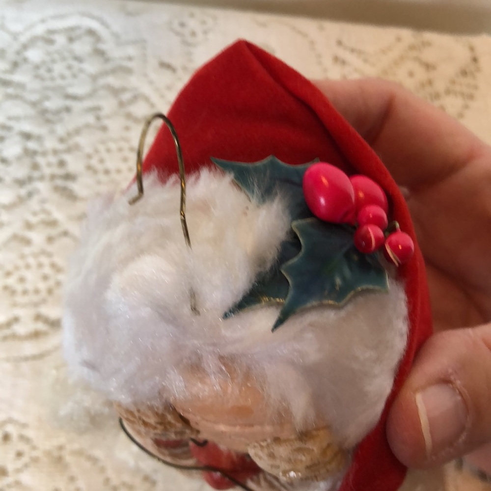 VTG Santa head ornament. Bright red cheeks, bushy eyebrows, fuzzy beard - Picture 4 of 10